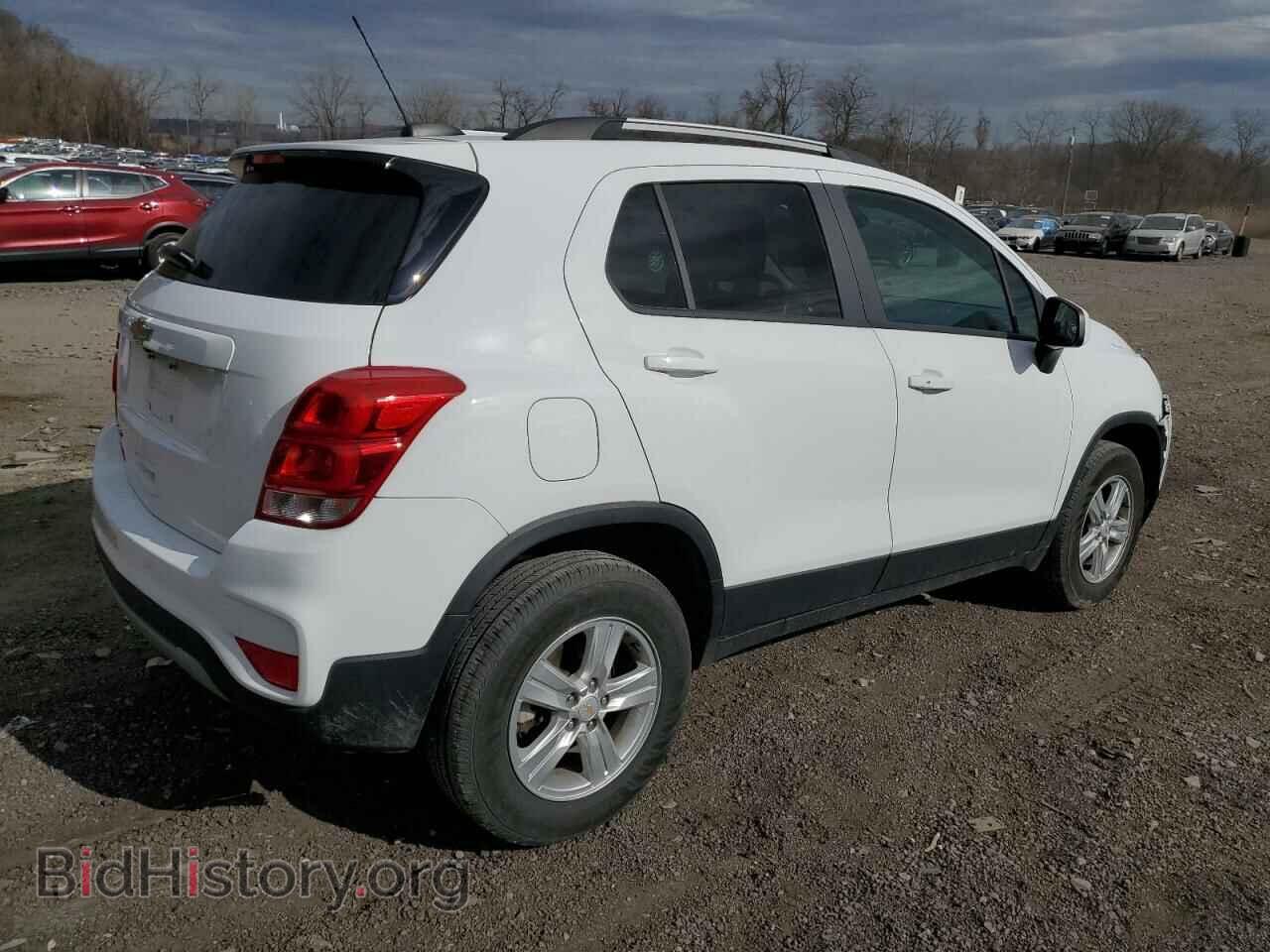 2021 CHEVROLET TRAX - VIN: KL7CJPSB5MB349986 - Фото 3