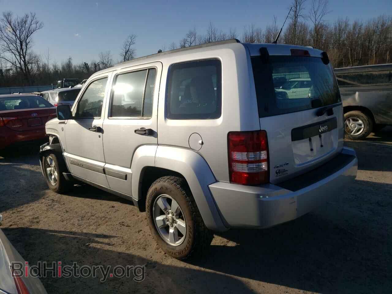 2011 JEEP LIBERTY - VIN: 1J4PN2GK5BW571092 - Фото 2