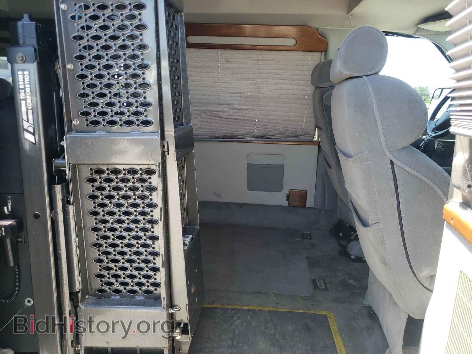 2010 FORD ECONOLINE - VIN: 1FDNE1EL8ADA49100 - Фото 6