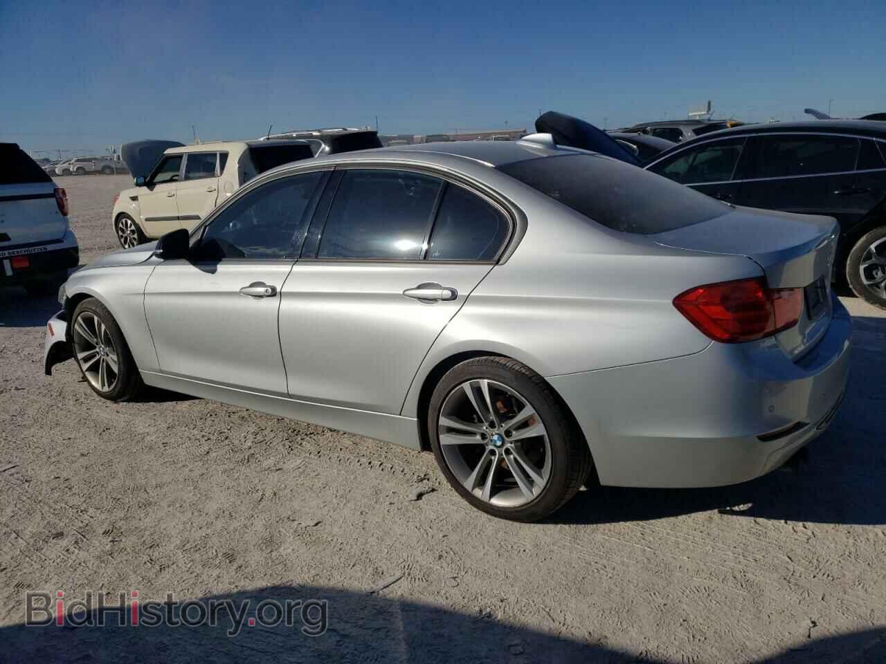 2013 BMW 3 SERIES - VIN: WBA3A5C57DF453143 - Фото 2