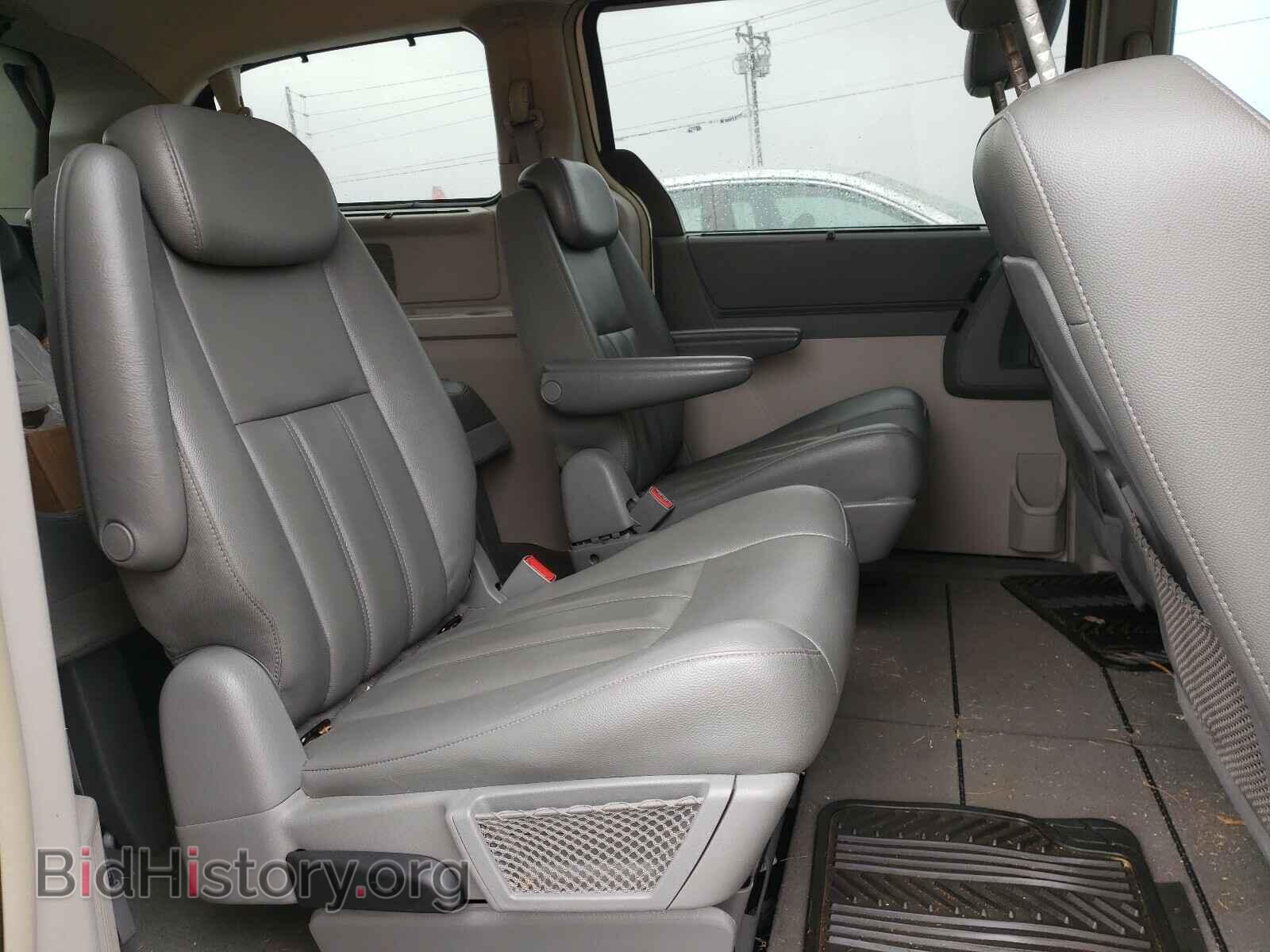 2010 CHRYSLER MINIVAN - VIN: 2A4RR5DX8AR185921 - Photo 6