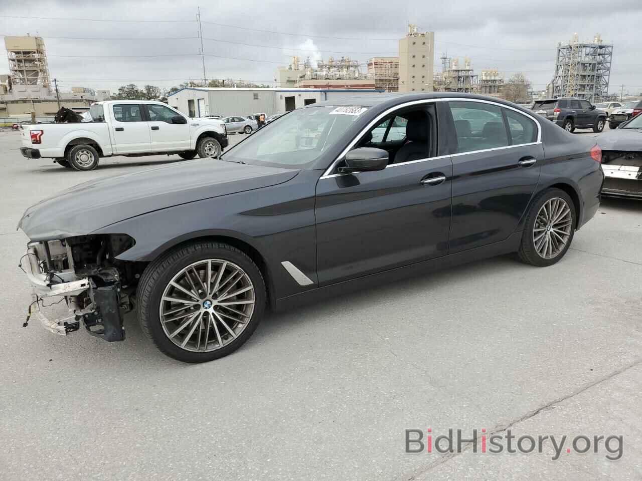 Photo WBAJA7C59JWA73769 - BMW 5 SERIES 2018