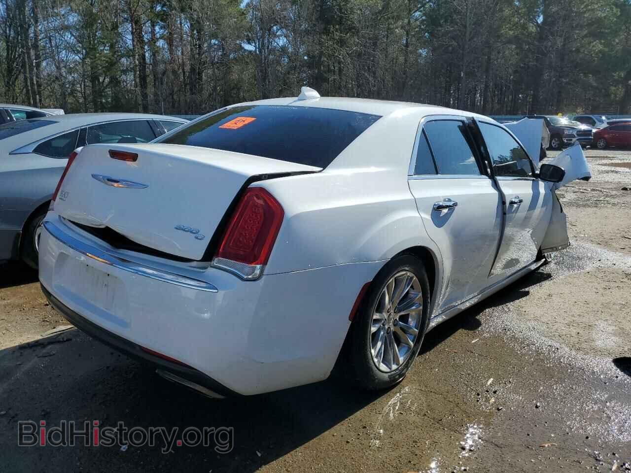 2017 CHRYSLER 300 - VIN: 2C3CCAEG2HH564793 - Фото 3