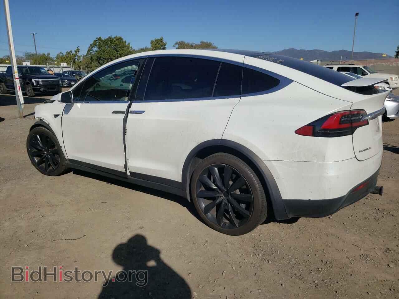 2017 TESLA MODEL X - VIN: 5YJXCBE29HF068449 - Photo 2
