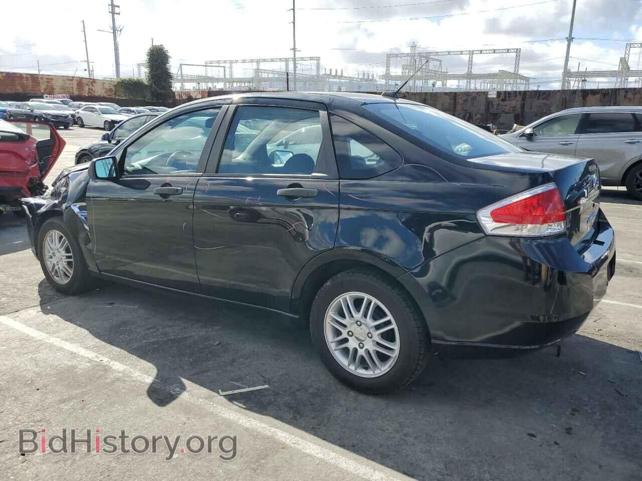 2008 FORD FOCUS - VIN: 1FAHP35N78W259880 - Фото 2