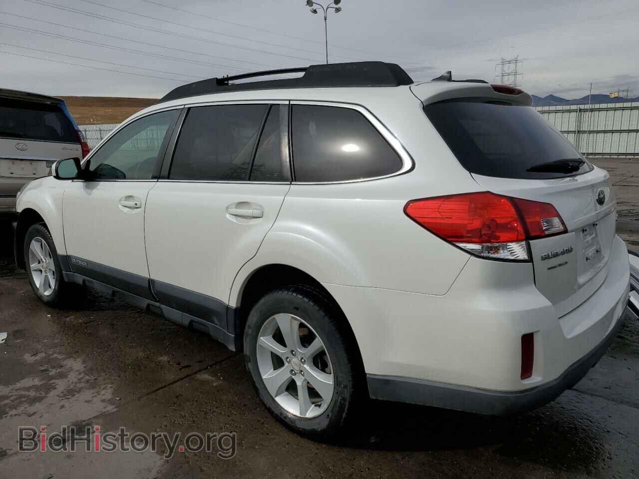 2014 SUBARU OUTBACK - VIN: 4S4BRCCC7E3252769 - Фото 2