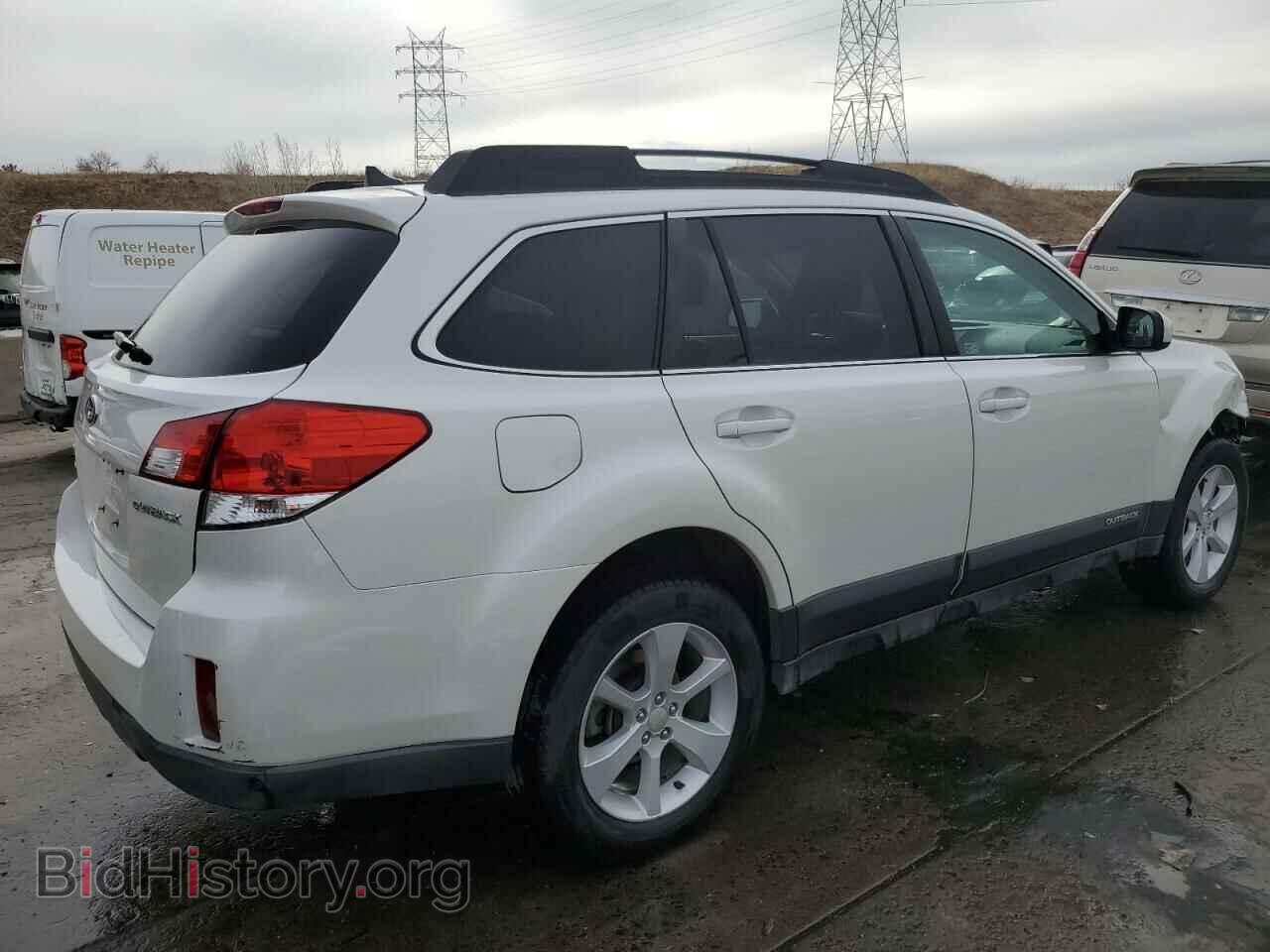 2014 SUBARU OUTBACK - VIN: 4S4BRCCC7E3252769 - Фото 3
