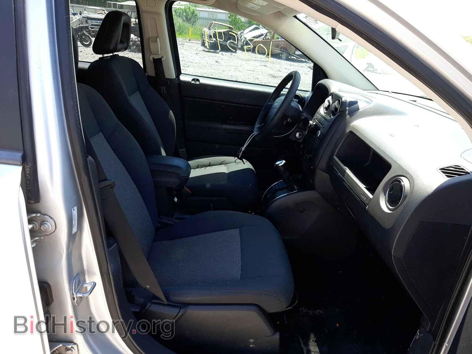 2009 JEEP COMPASS - VIN: 1J4FT47B09D102821 - Photo 5