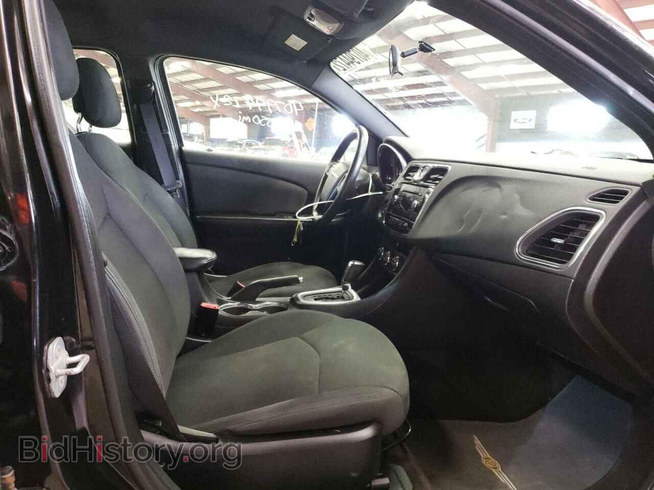 2011 CHRYSLER 200 - VIN: 1C3BC4FB6BN566688 - Фото 5