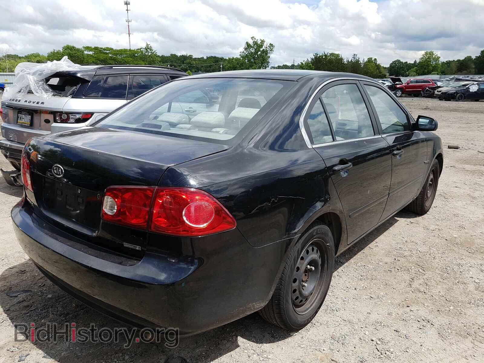 2007 KIA OPTIMA - VIN: KNAGE123775119817 - Photo 4