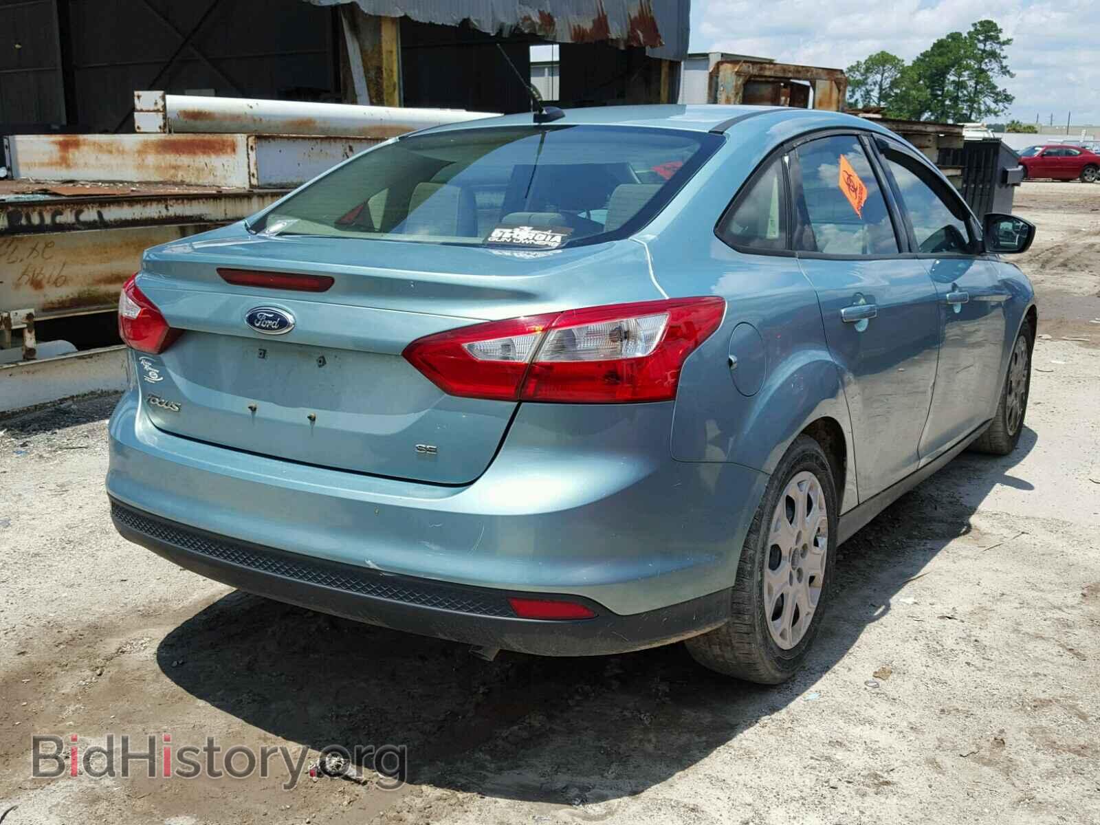 2012 Ford FOCUS (VIN 1FAHP3F24CL293175) — фото 4 из 10