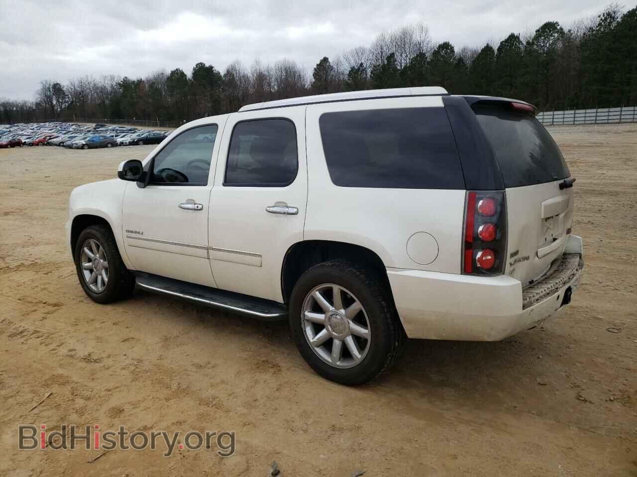 2011 GMC YUKON - VIN: 1GKS1EEF4BR376980 - Фото 2