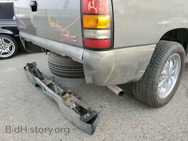 2006 GMC SIERRA - VIN: 2GTEC13VX61329683 - Фото 9