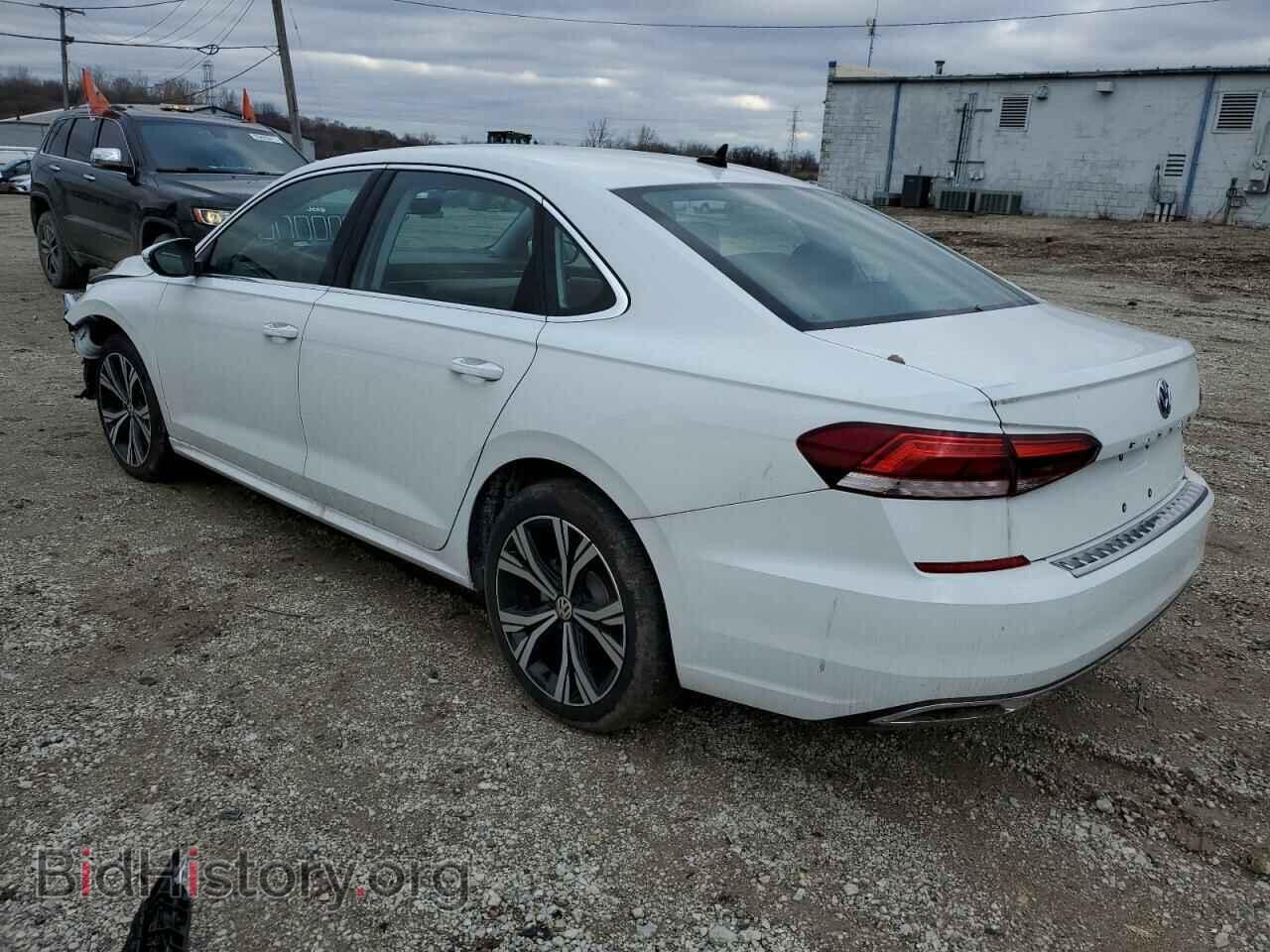 2021 VOLKSWAGEN PASSAT - VIN: 1VWSA7A37MC019069 - Фото 2