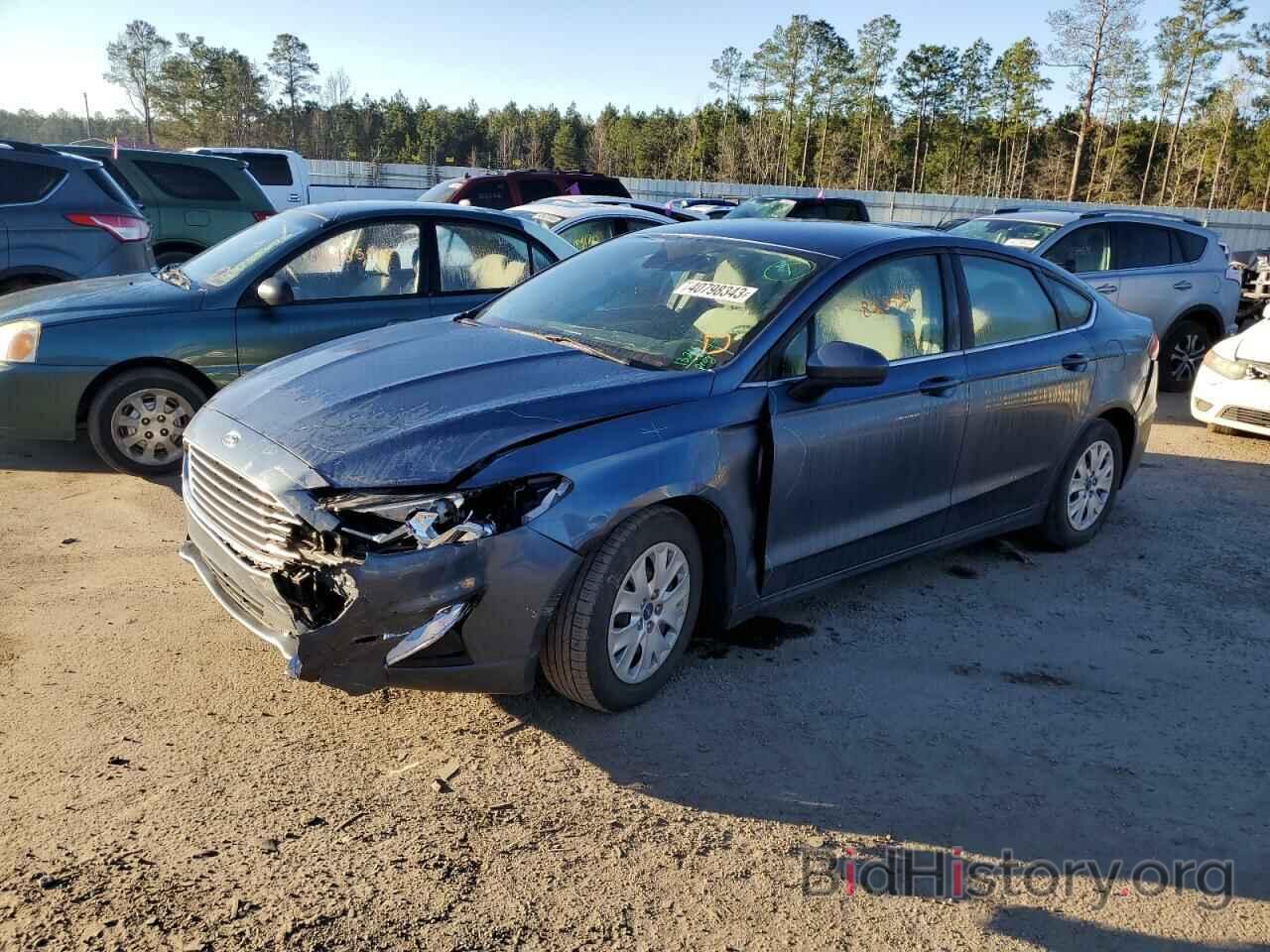 Photo 3FA6P0G70KR228890 - FORD FUSION 2019