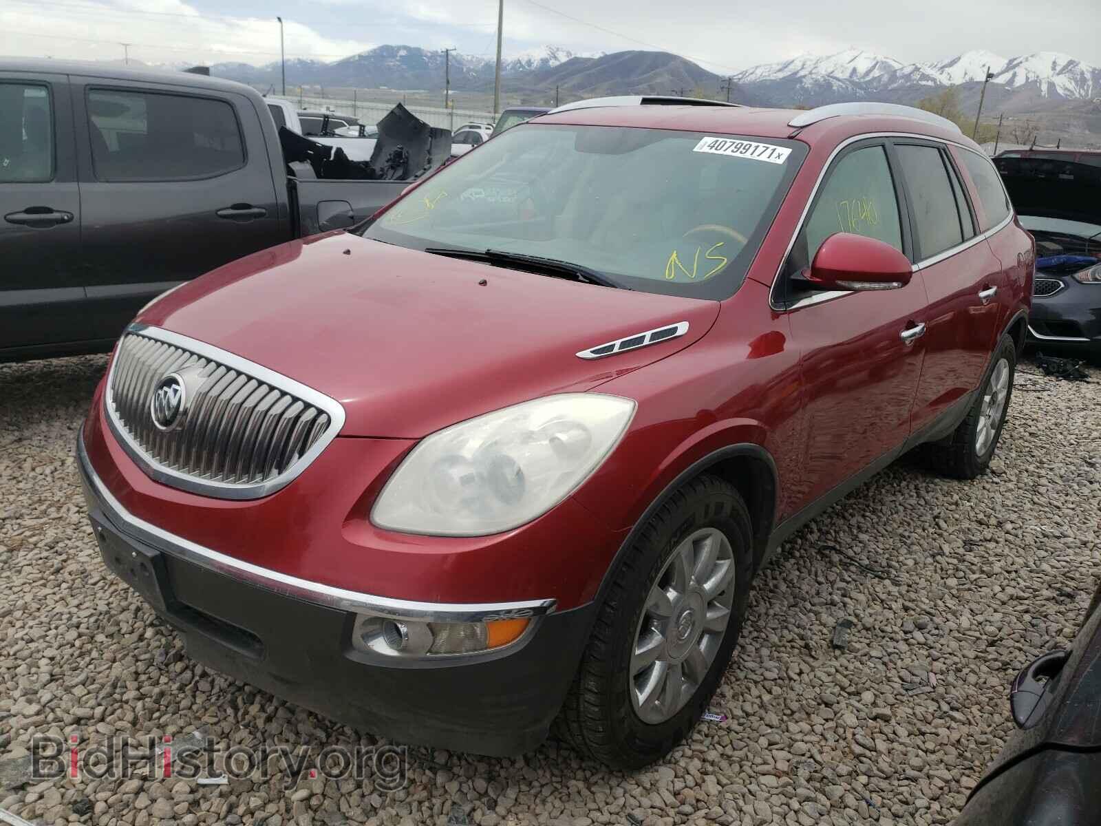 2012 BUICK ENCLAVE - VIN: 5GAKVCED8CJ120104 - Фото 2