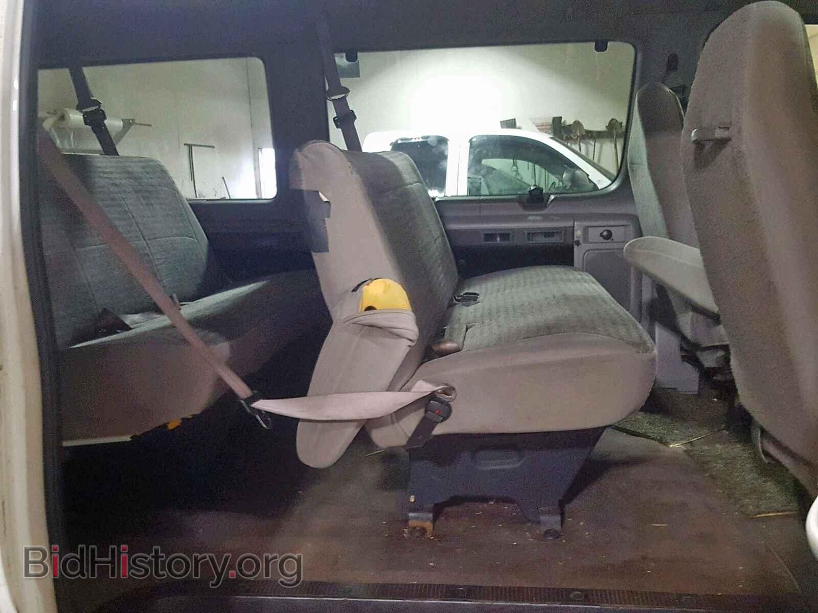 2002 FORD ECONOLINE - VIN: 1FBSS31L72HA04259 - Photo 6