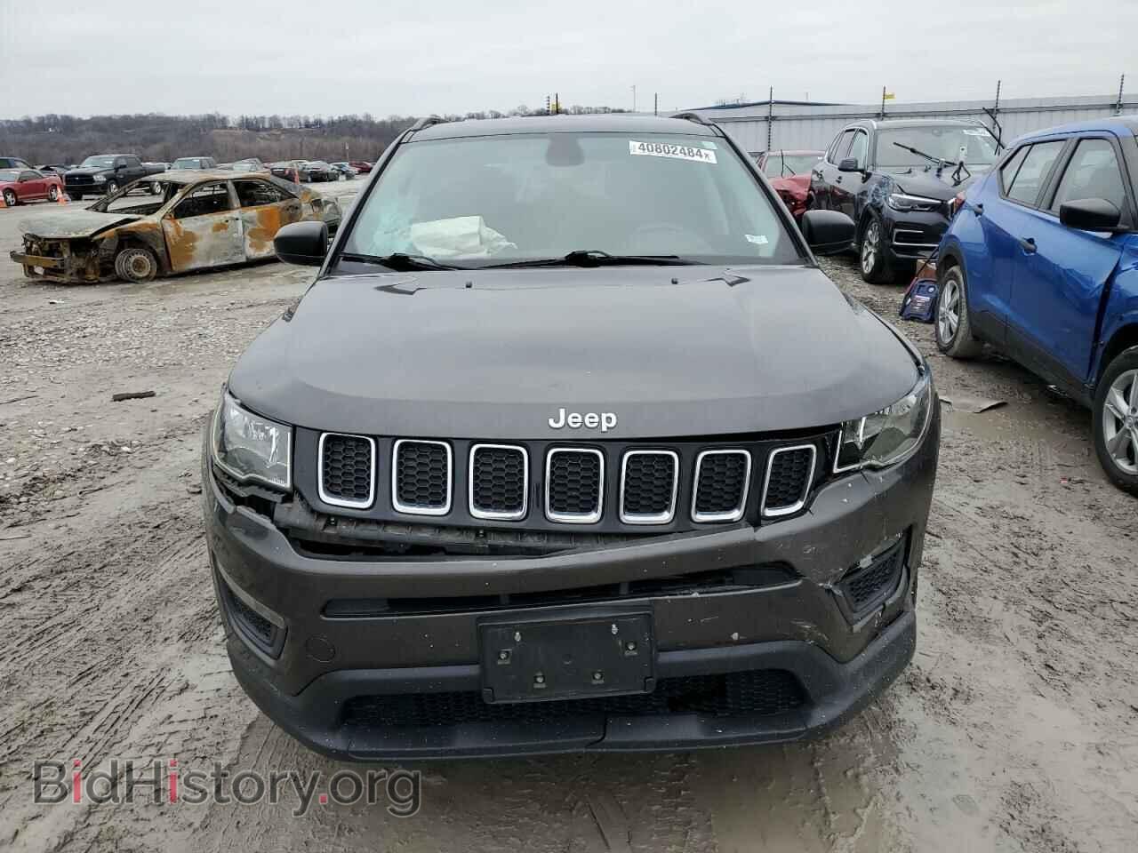 2018 JEEP COMPASS - VIN: 3C4NJCAB9JT133333 - Фото 5