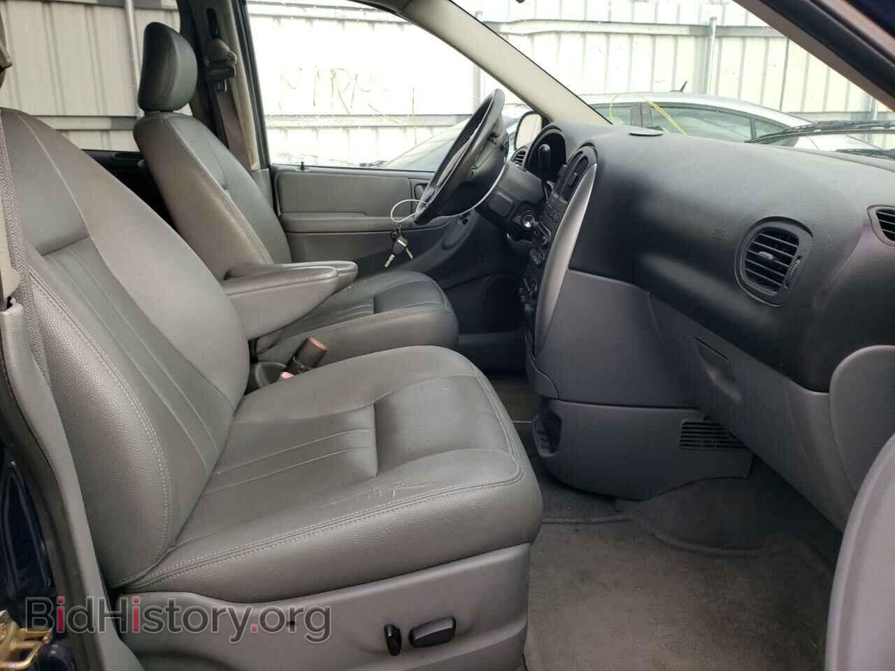 2006 CHRYSLER MINIVAN - VIN: 2A4GP54L86R786568 - Фото 5