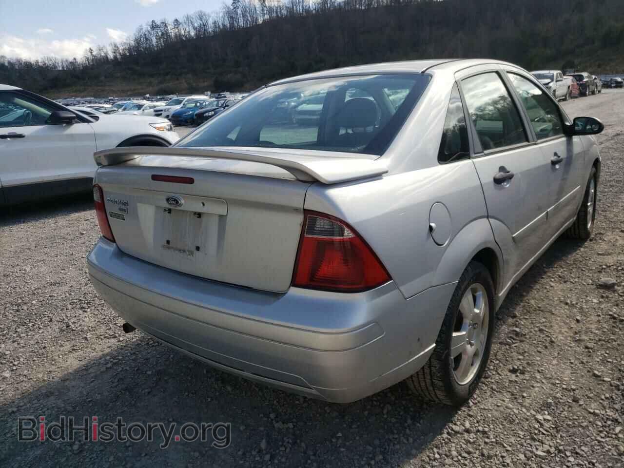 2007 FORD FOCUS - VIN: 1FAFP34N57W362805 - Фото 4
