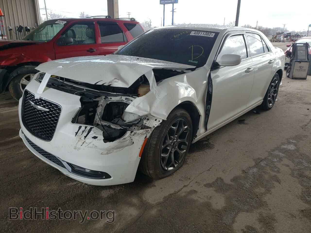 2015 CHRYSLER 300 - VIN: 2C3CCAGG4FH922857 - Фото 2