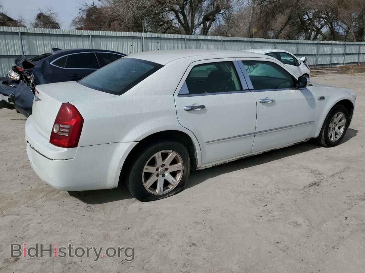 2010 CHRYSLER 300 - VIN: 2C3CA4CD5AH249881 - Фото 3