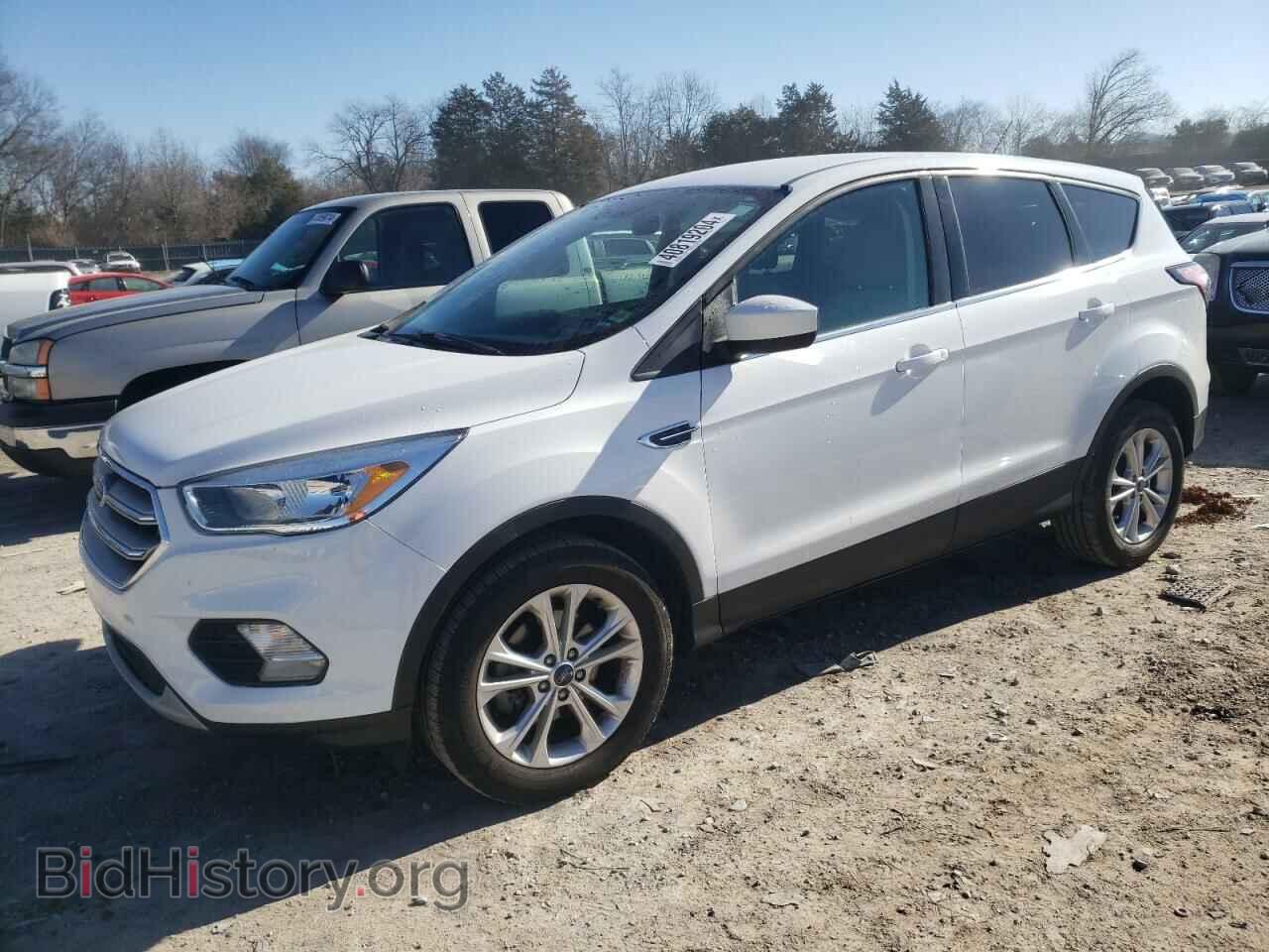 Фотография 1FMCU0GD6HUE55977 - FORD ESCAPE 2017