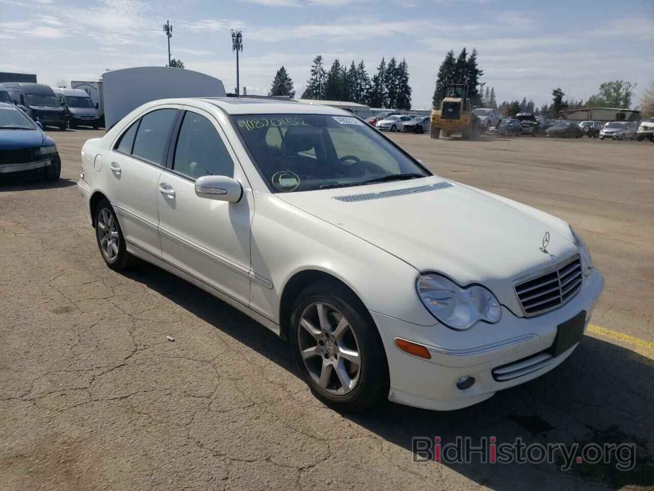 Photo WDBRF92H07F874724 - MERCEDES-BENZ C-CLASS 2007