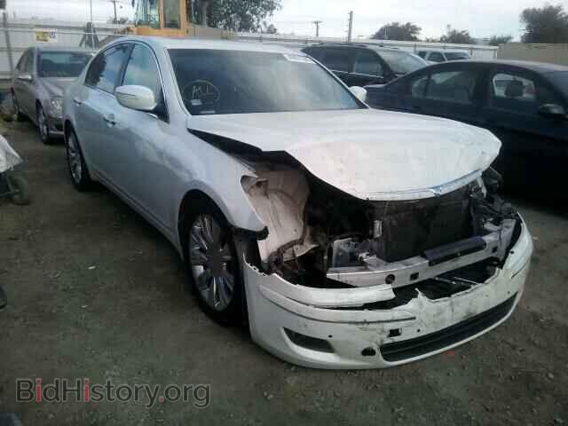 Photo KMHGC46E79U032753 - HYUNDAI GENESIS 2009