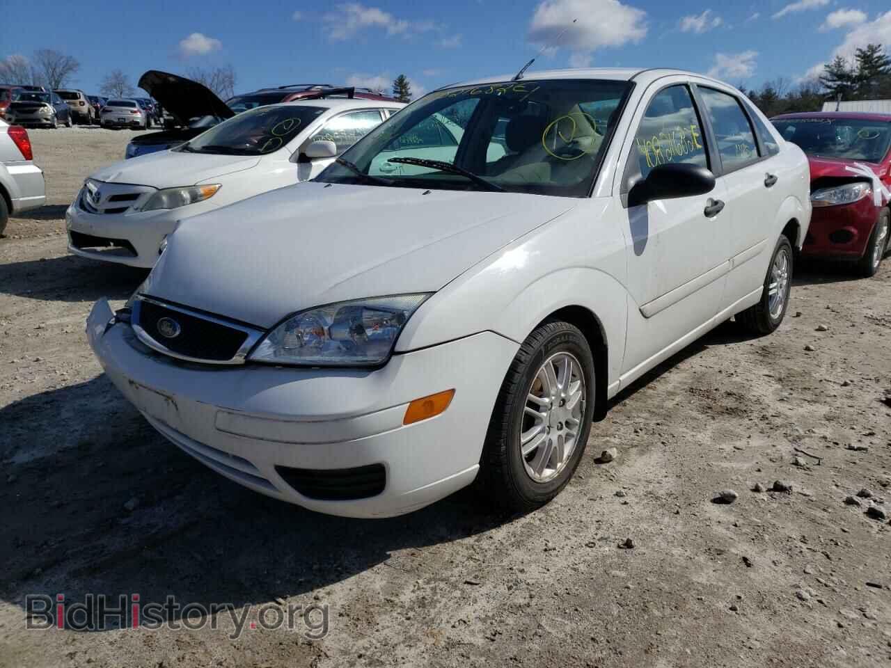 2007 FORD FOCUS - VIN: 1FAFP34N47W300683 - Фото 2