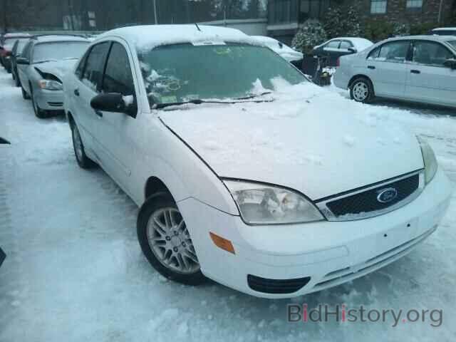 Photo 1FAFP34N95W198763 - FORD FOCUS 2005