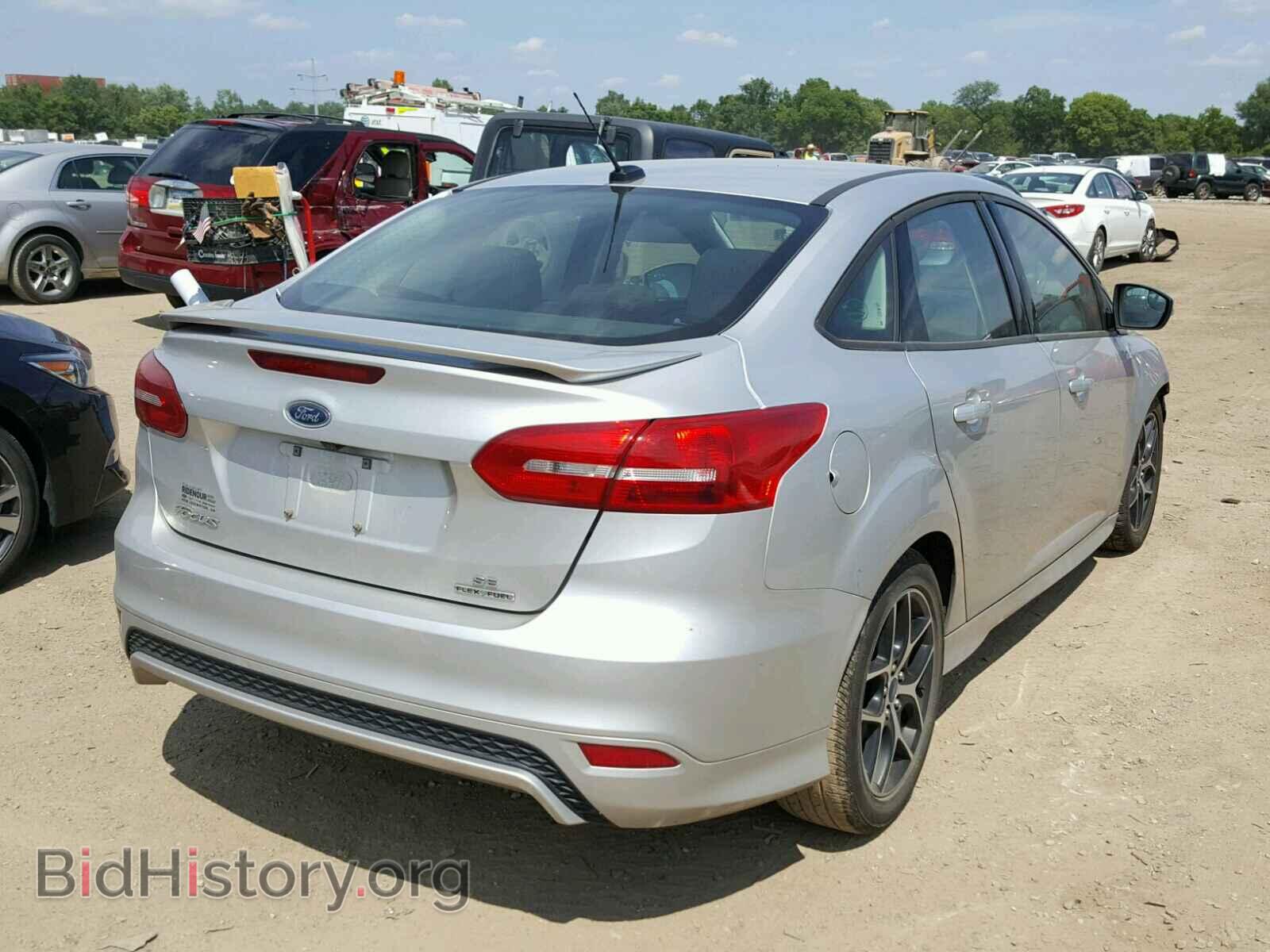 2016 FORD FOCUS - VIN: 1FADP3F2XGL398307 - Фото 4