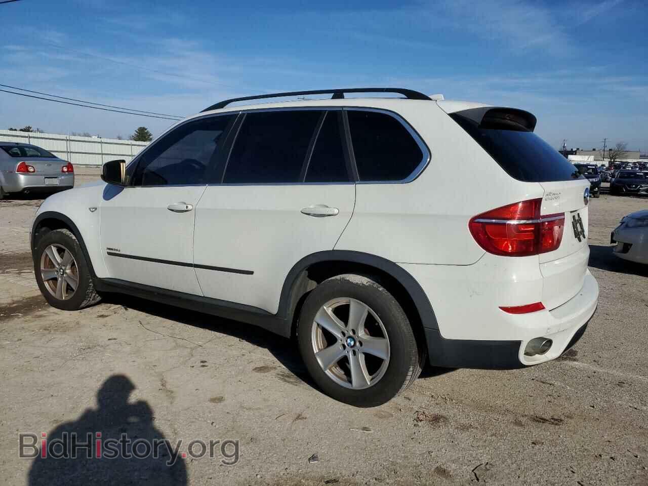 2013 BMW X5 - VIN: 5UXZW0C55D0B90382 - Фото 2