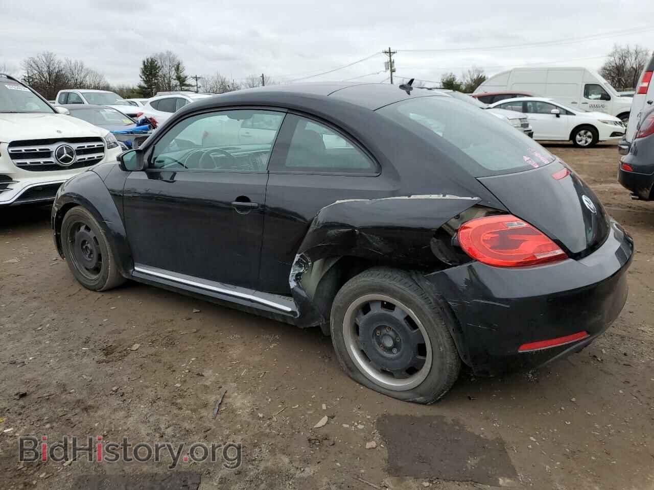 2012 VOLKSWAGEN BEETLE - VIN: 3VWJP7AT3CM613231 - Фото 2