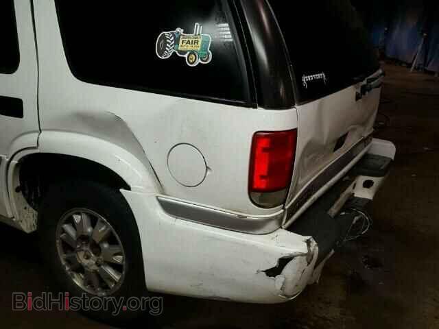 1998 GMC ENVOY - VIN: 1GKDT13W7W2510104 - Фото 9