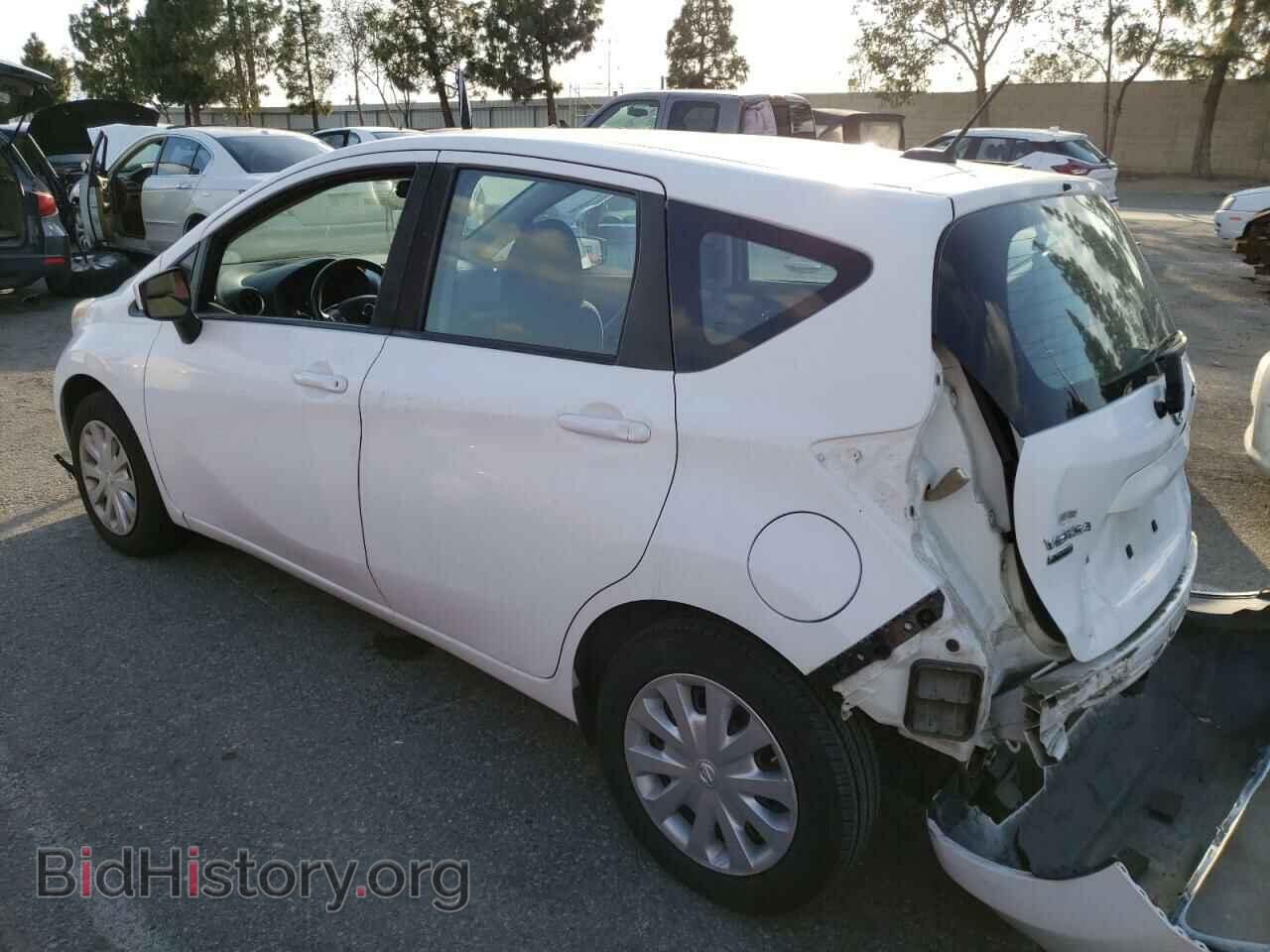 2016 NISSAN VERSA - VIN: 3N1CE2CP2GL405814 - Photo 2