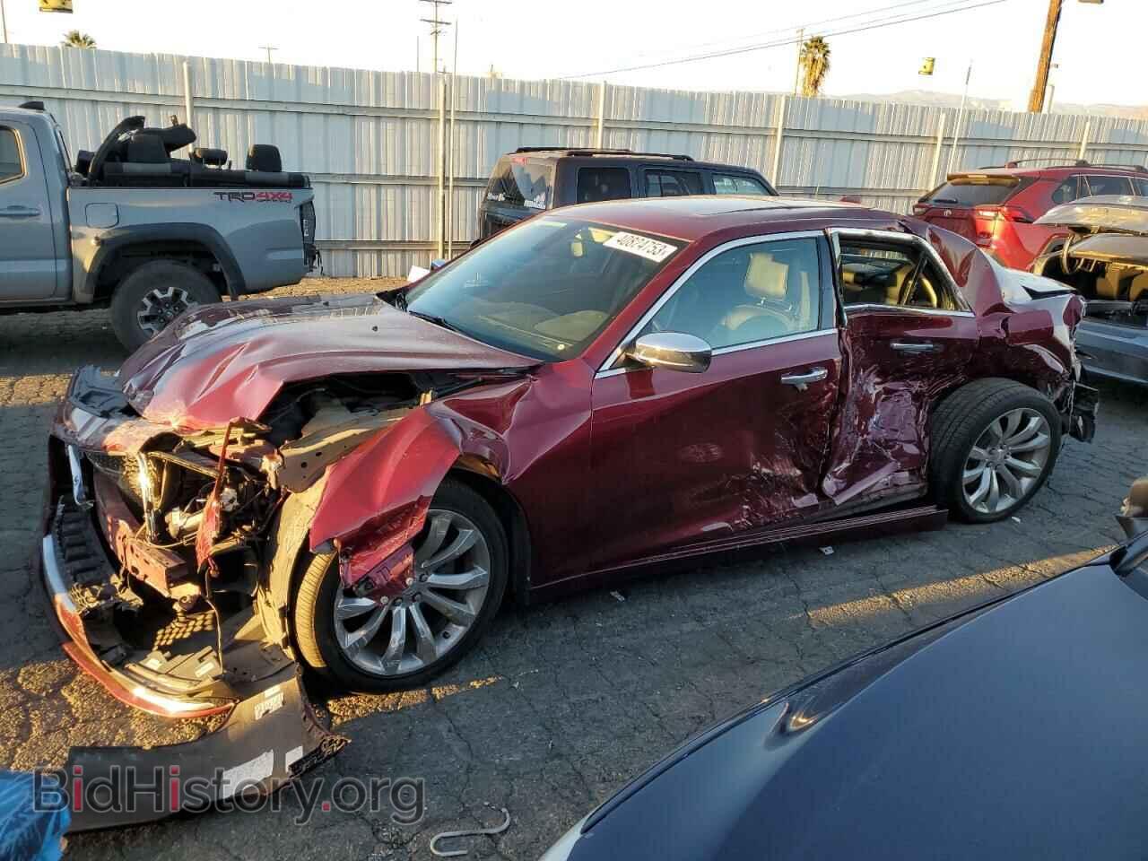 Фотография 2C3CCAEG5KH568635 - CHRYSLER 300 2019