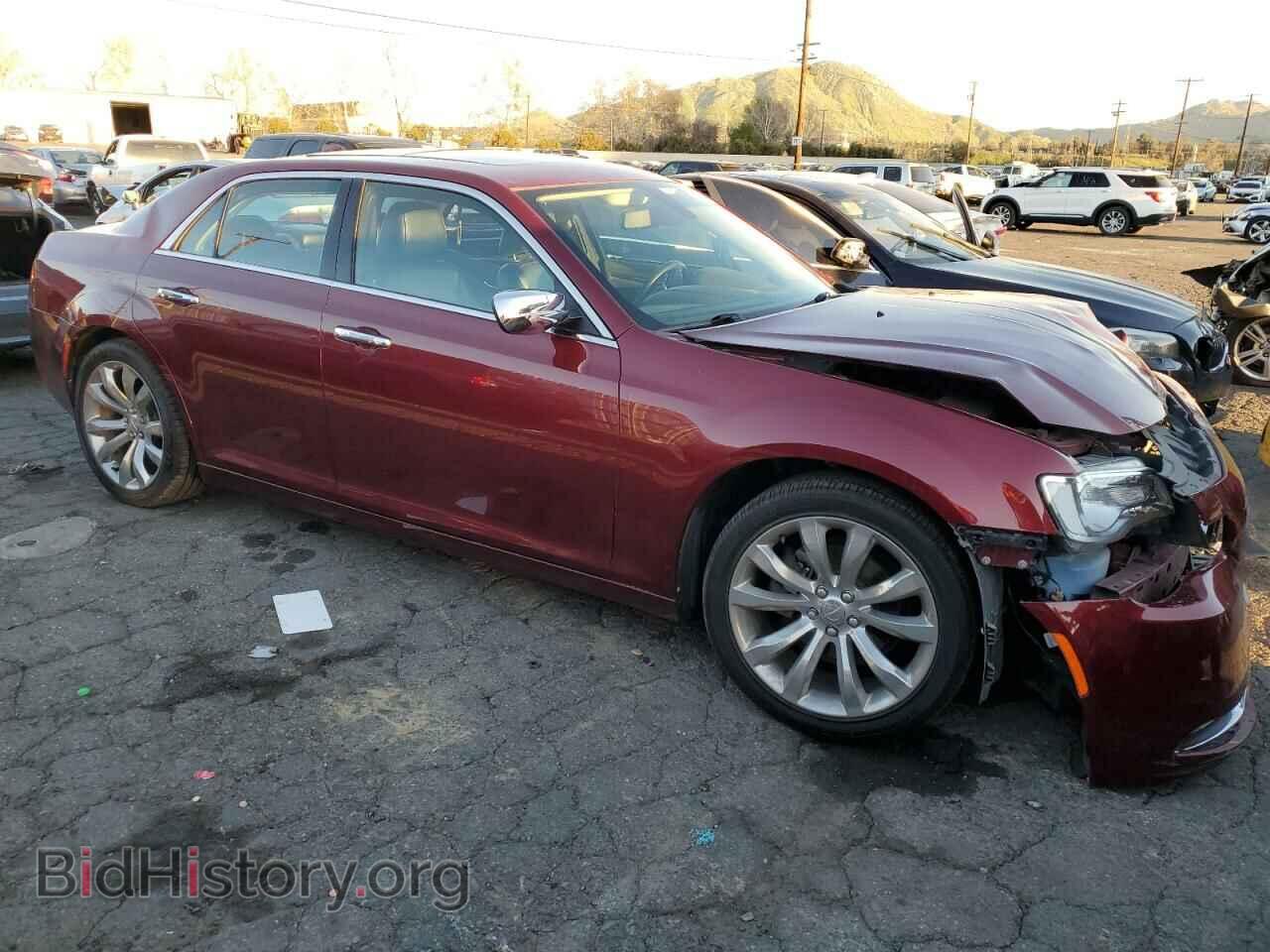 2019 CHRYSLER 300 - VIN: 2C3CCAEG5KH568635 - Фото 4