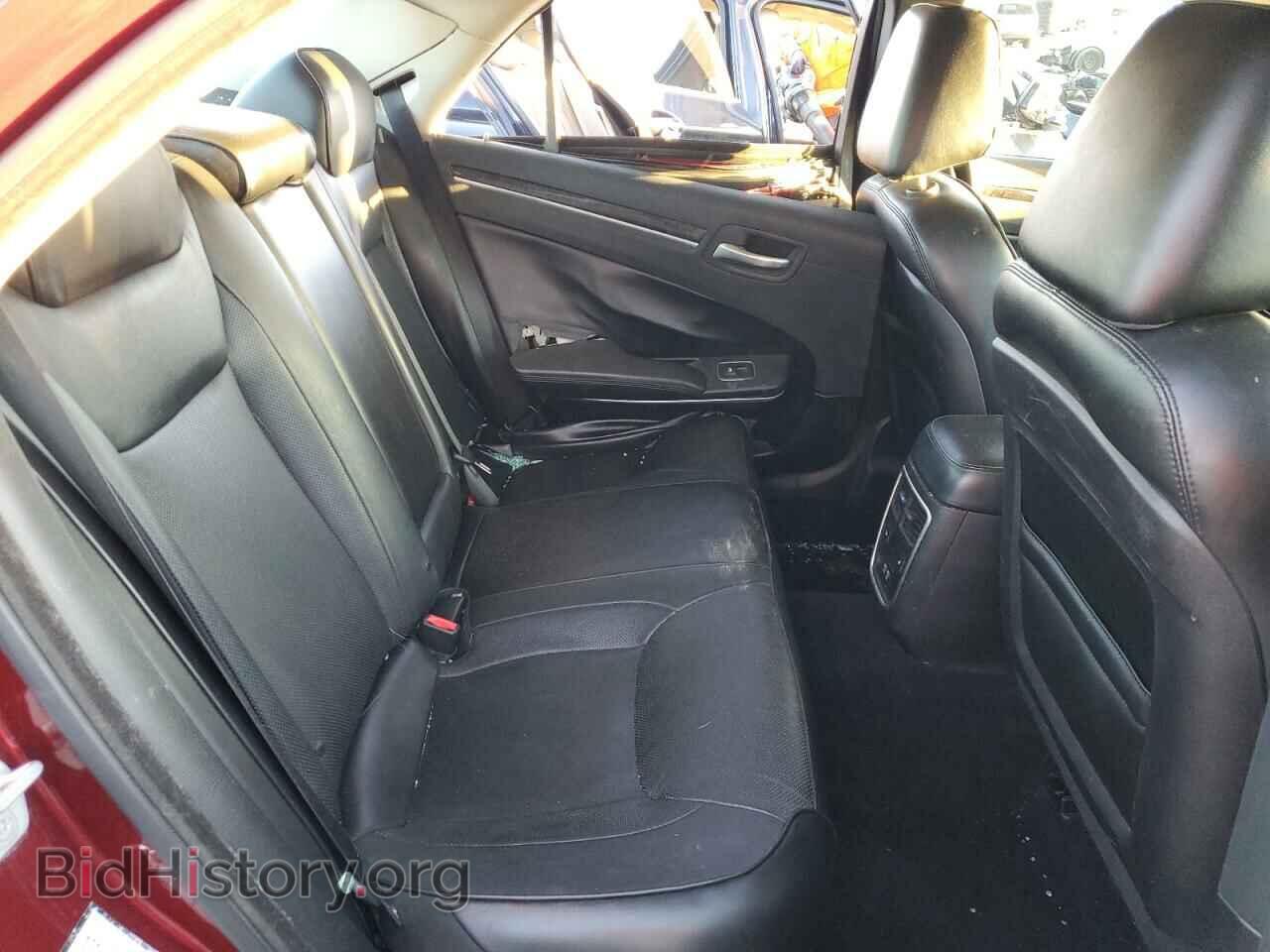 2019 CHRYSLER 300 - VIN: 2C3CCAEG5KH568635 - Фото 10