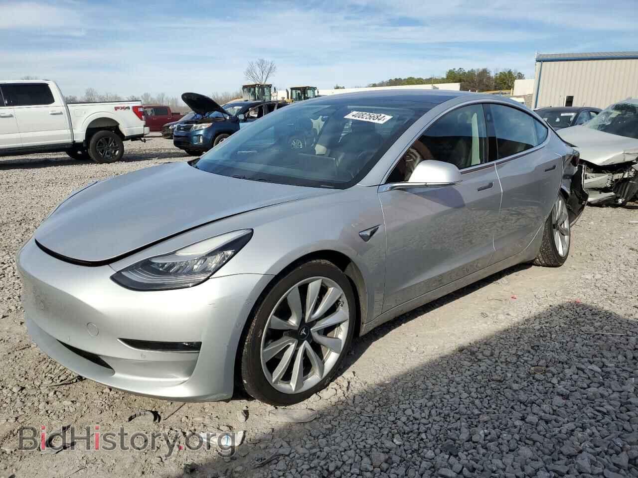 Фотография 5YJ3E1EB9JF087673 - TESLA MODEL 3 2018
