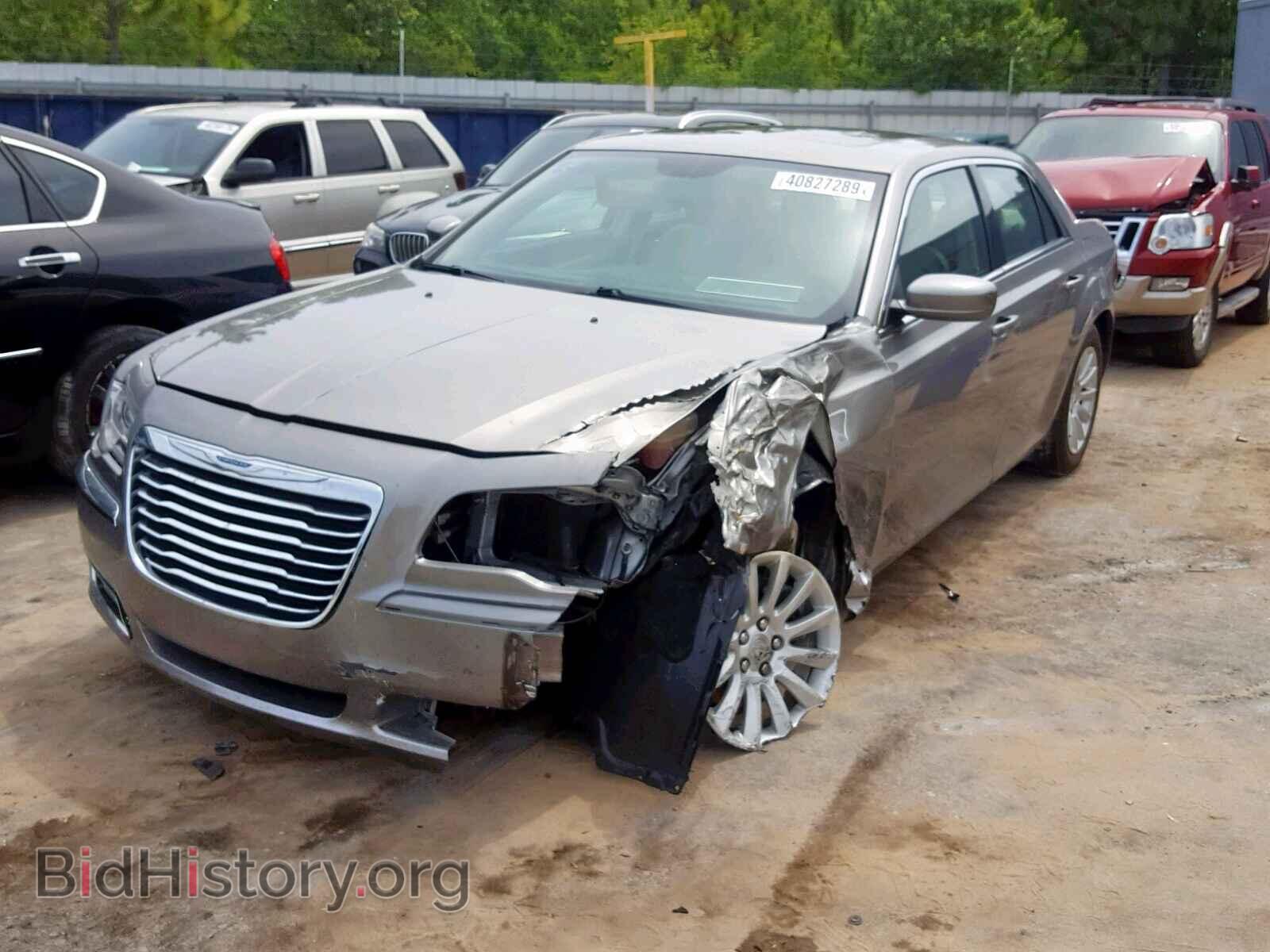 2014 CHRYSLER 300 - VIN: 2C3CCAAG5EH228752 - Фото 2