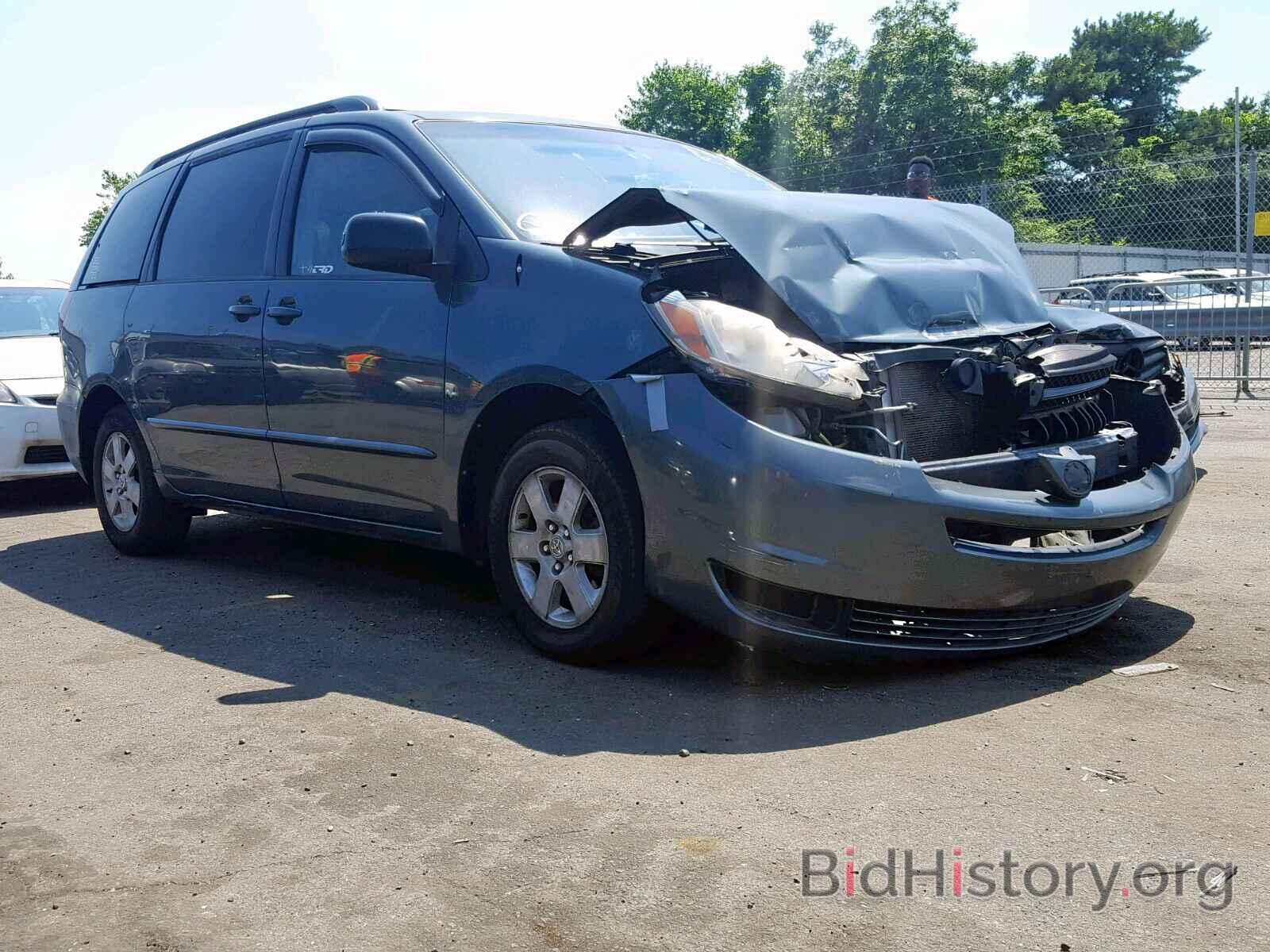 Photo 5TDZA23C94S057161 - TOYOTA SIENNA CE 2004