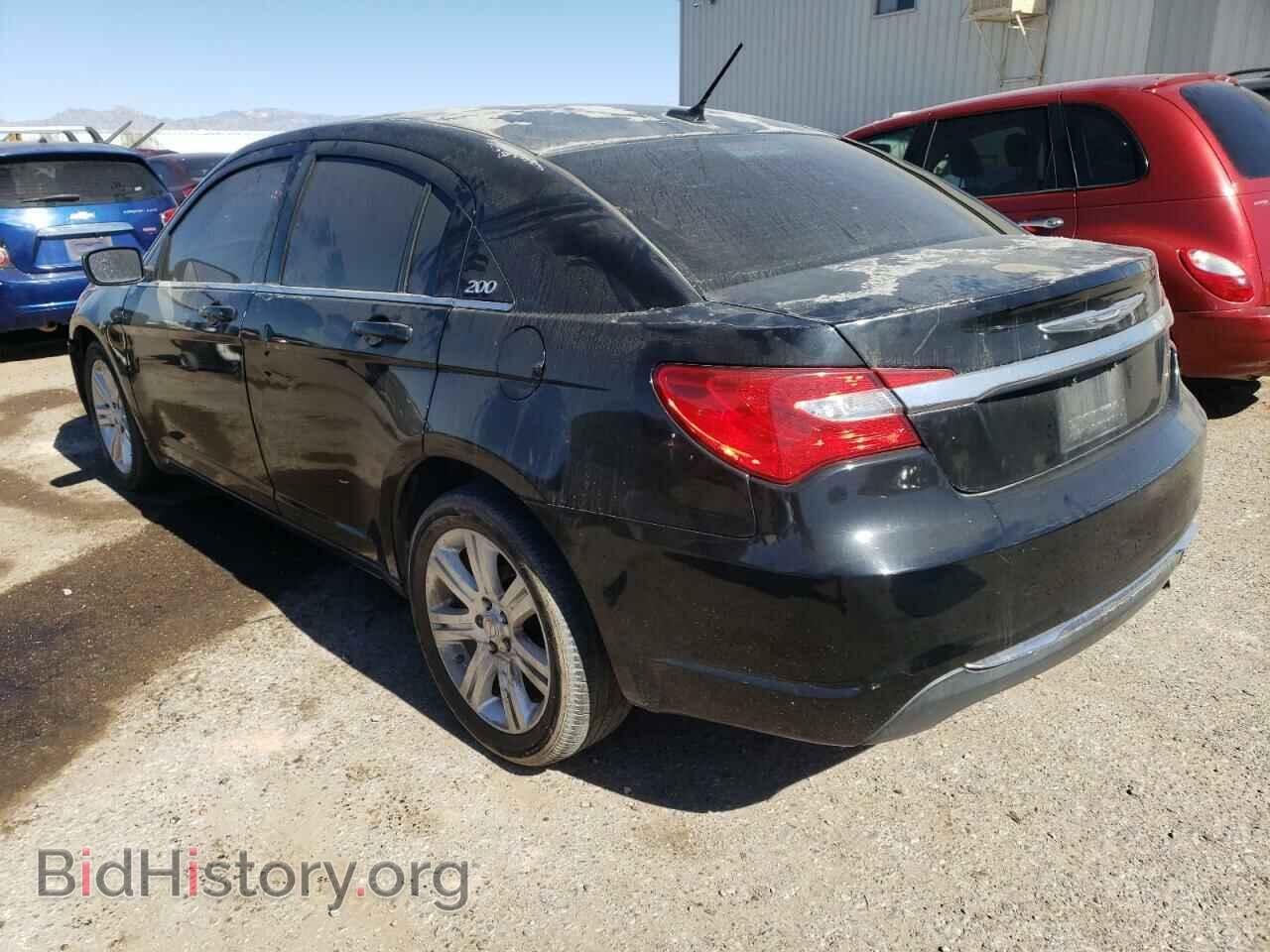 2013 CHRYSLER 200 - VIN: 1C3CCBAB6DN764240 - Фото 2
