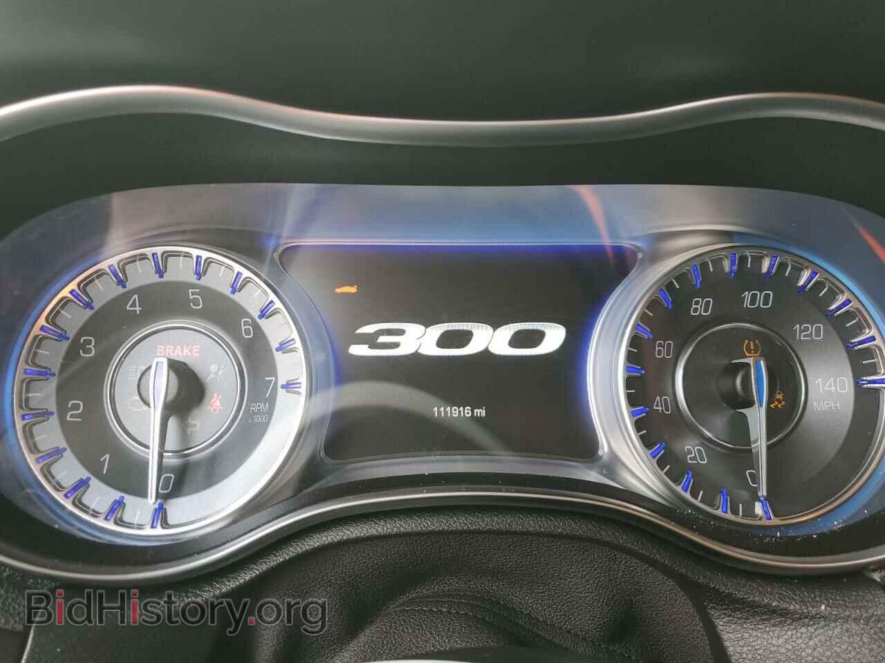2015 CHRYSLER 300 - VIN: 2C3CCAAG8FH930890 - Фото 9