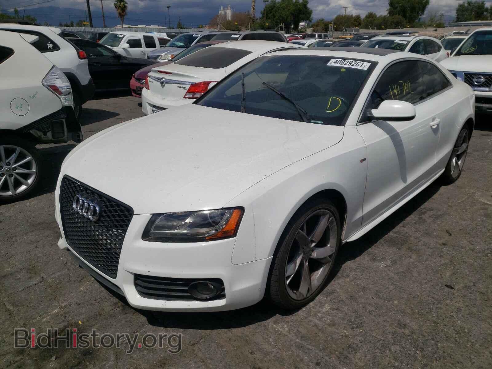 2010 AUDI A5 - VIN: WAUWFAFR1AA082883 - Фото 2