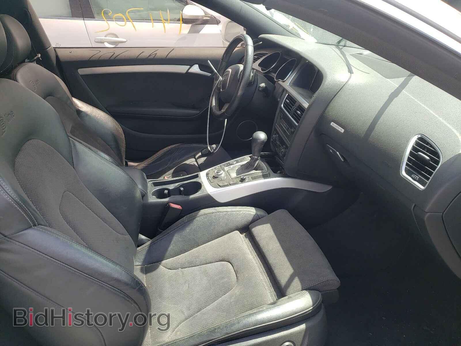 2010 AUDI A5 - VIN: WAUWFAFR1AA082883 - Фото 5