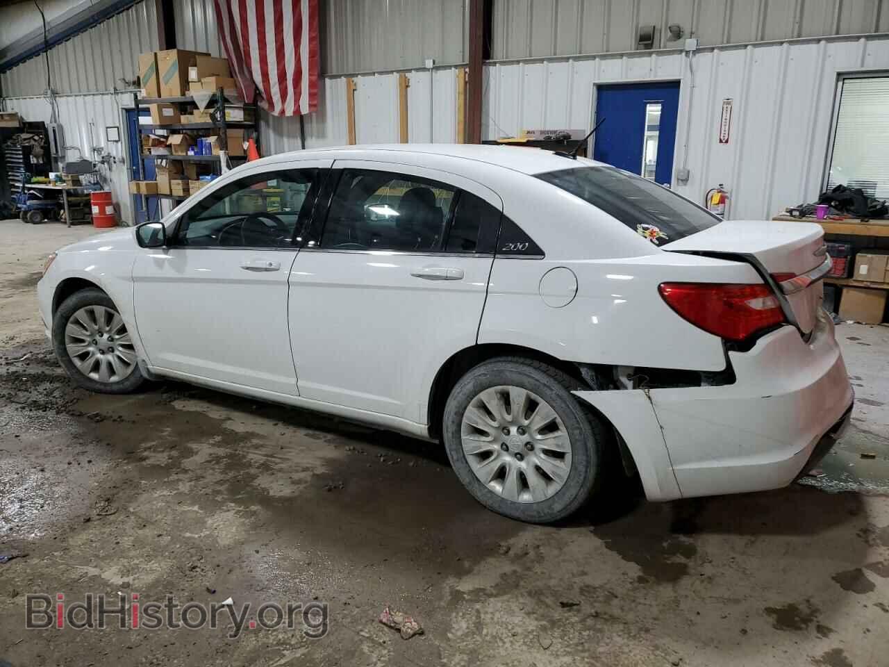 2013 CHRYSLER 200 - VIN: 1C3CCBAB5DN561999 - Photo 2