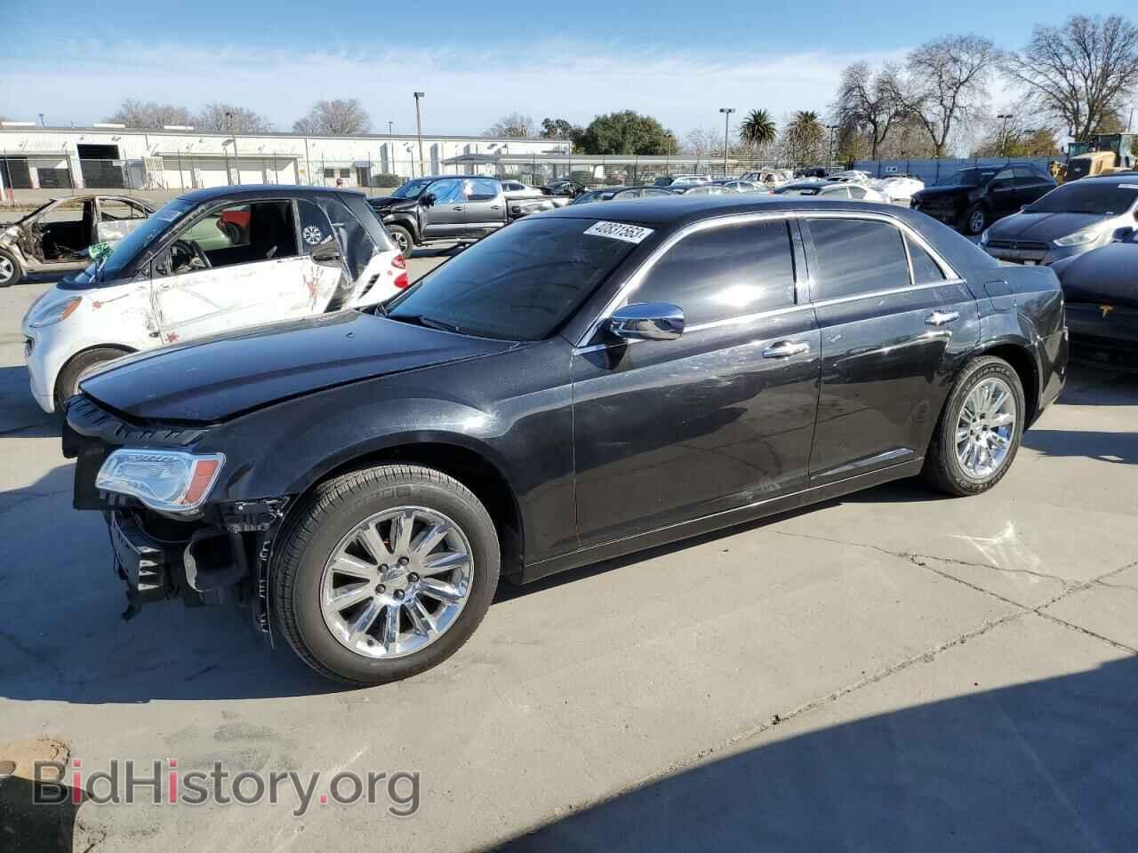Photo 2C3CA6CT2BH564559 - CHRYSLER 300 2011