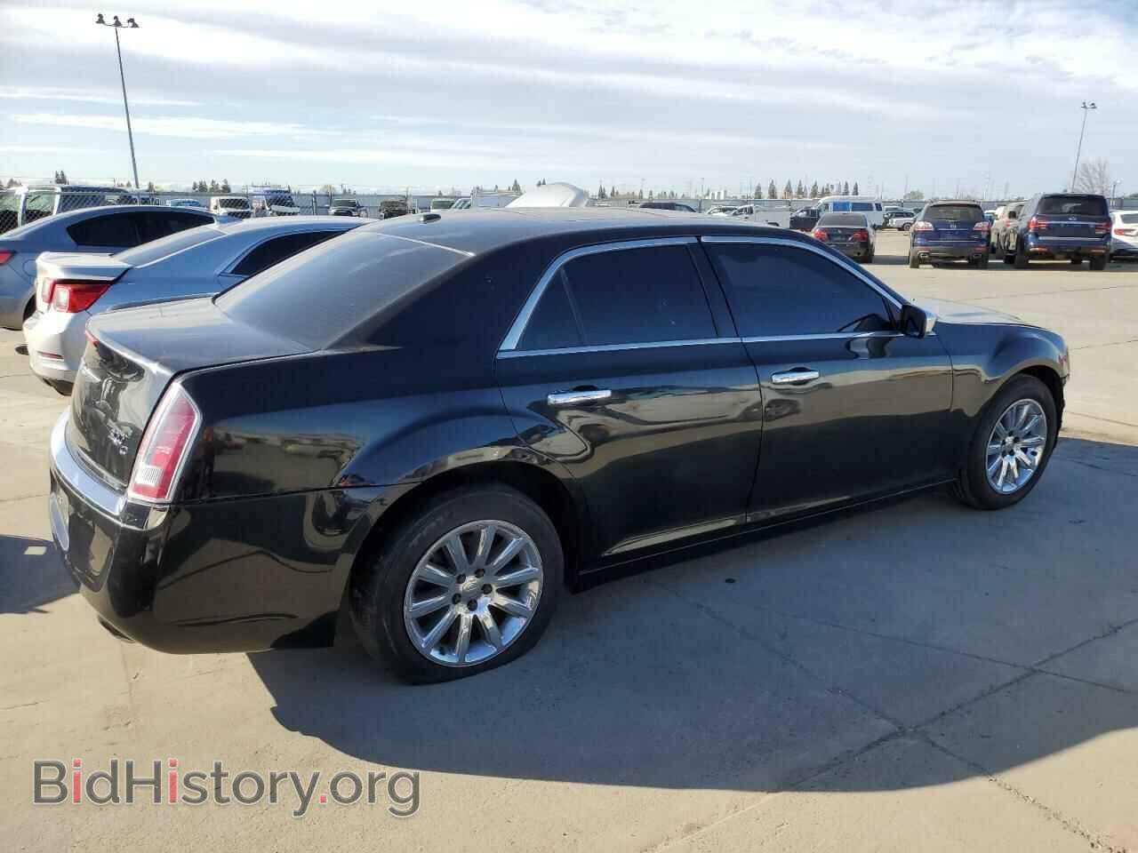 2011 CHRYSLER 300 - VIN: 2C3CA6CT2BH564559 - Фото 3