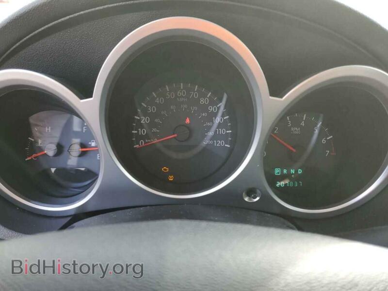 2010 Chrysler SEBRING (VIN 1C3CC5FB4AN230160) — фото 9 из 12